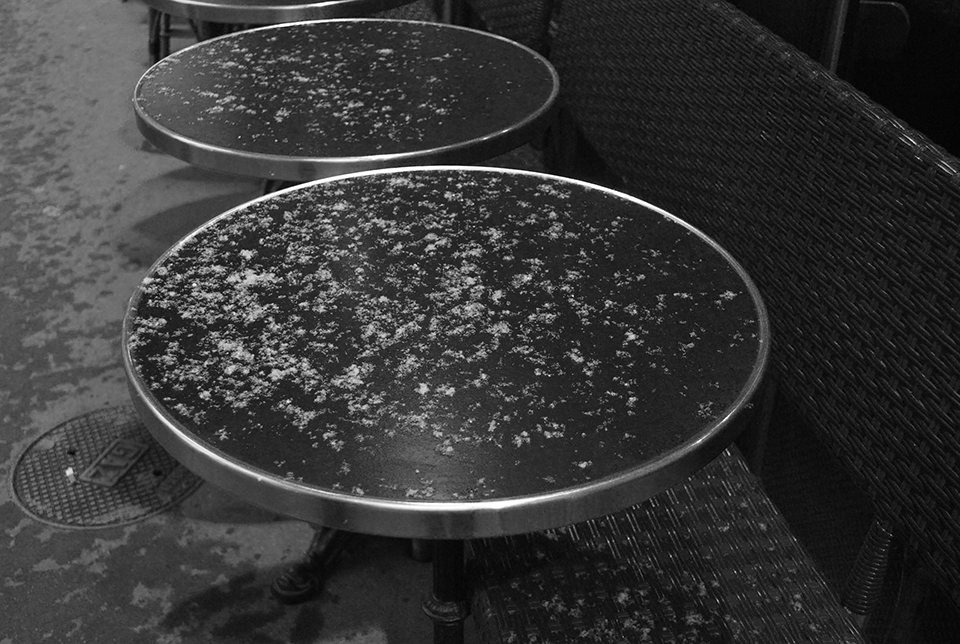 neige paris table bistrot